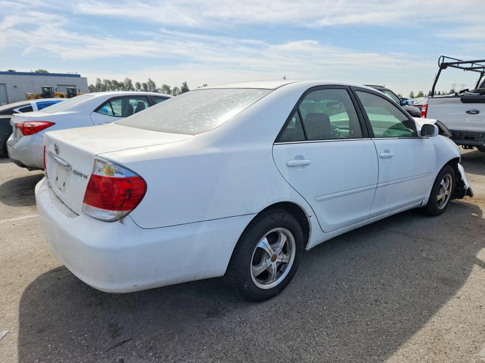 Photo 3 from auction – 2006 TOYOTA CAMRY with VIN 4T1BE32K06U718638