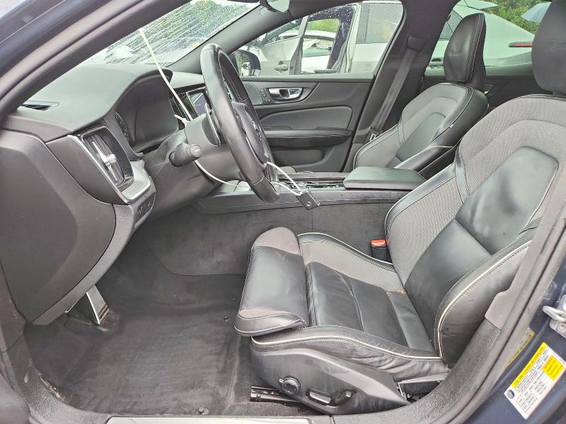 Photo 7 from auction – 2019 VOLVO S60 with VIN 7JRA22TM1KG017295