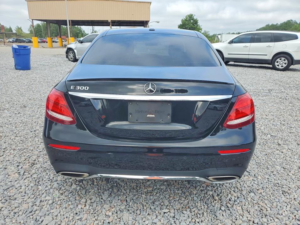 Photo 6 from auction – 2017 MERCEDES-BENZ E with VIN WDDZF4KB9HA088098