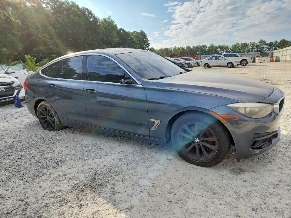 Photo 4 from auction – 2015 BMW 328 with VIN WBA8Z5C51FD671544