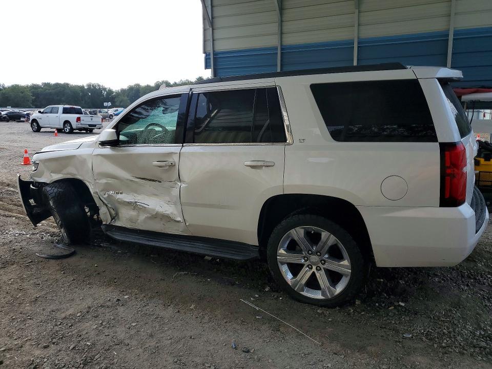 Photo 2 from auction – 2016 CHEVROLET TAHOE with VIN 1GNSCBKC4GR284586