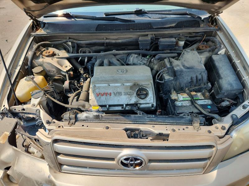 Photo 12 from auction – 2004 TOYOTA HIGHLANDER with VIN JTEEP21A440032245