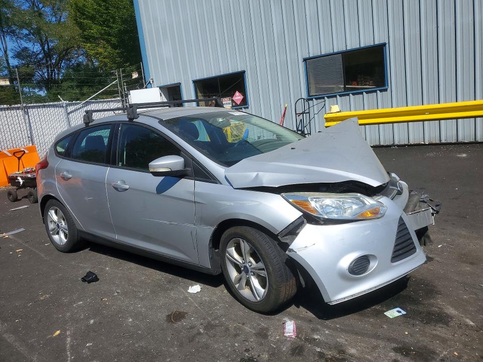 Photo 4 from auction – 2013 FORD FOCUS with VIN 1FADP3K21DL152330