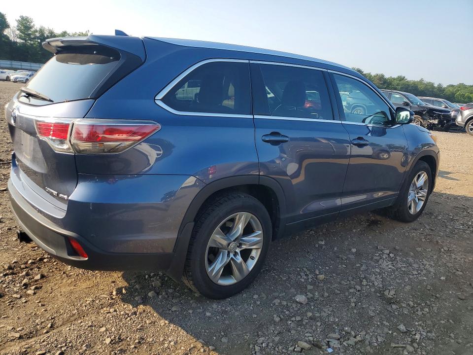 Photo 3 from auction – 2014 TOYOTA HIGHLANDER with VIN 5TDDKRFH2ES025855