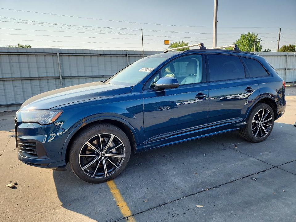 AUDI Q7 2022 with VIN WA1LXBF79ND005863 - Photo from auction