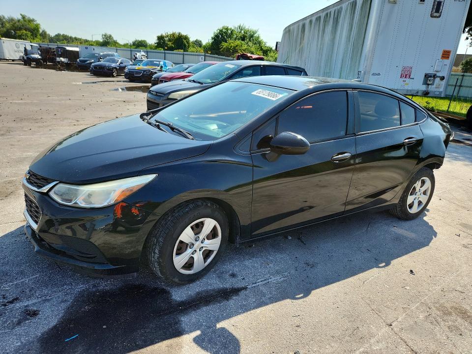 CHEVROLET CRUZE 2017 with VIN 1G1BC5SM2H7194345 - Photo from auction
