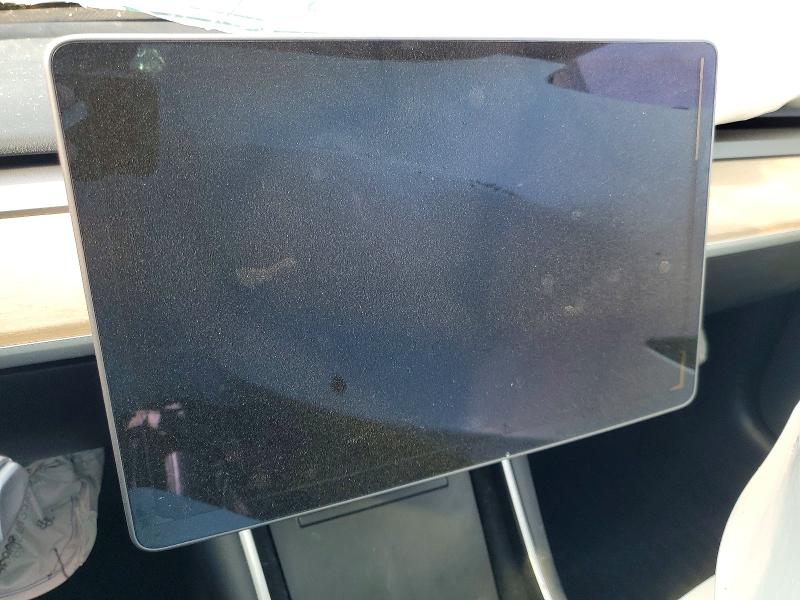 Photo 9 from auction – 2018 TESLA MODEL 3 with VIN 5YJ3E1EA2JF164780