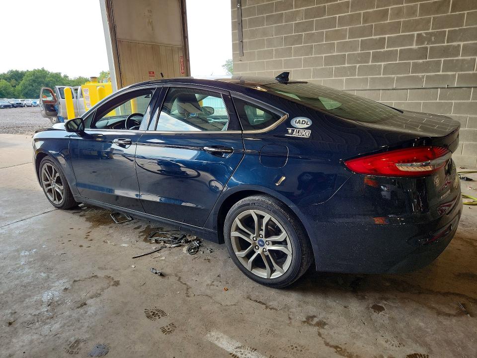 Photo 2 from auction – 2020 FORD FUSION with VIN 3FA6P0CD9LR188810