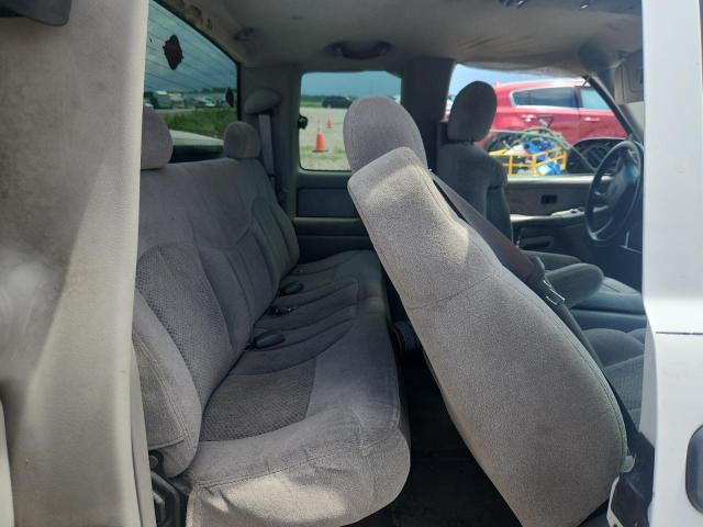 Photo 10 from auction – 2000 CHEVROLET SILVERADO with VIN 1GCEC19T5YZ146000