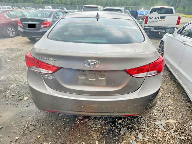 Photo 6 from auction – 2012 HYUNDAI ELANTRA with VIN 5NPDH4AEXCH122447