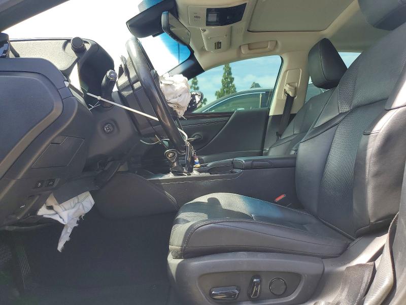 Photo 7 from auction – 2019 LEXUS ES with VIN 58AB21B19KU003817
