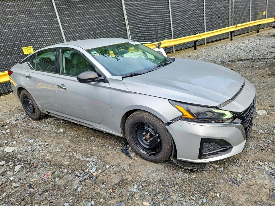 Photo 4 from auction – 2024 NISSAN ALTIMA with VIN 1N4BL4BV6RN322471
