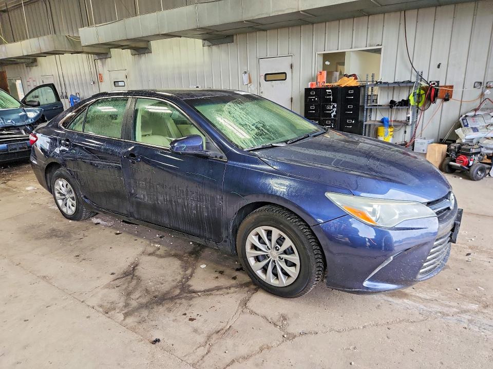 Photo 4 from auction – 2016 TOYOTA CAMRY with VIN 4T4BF1FK1GR537406