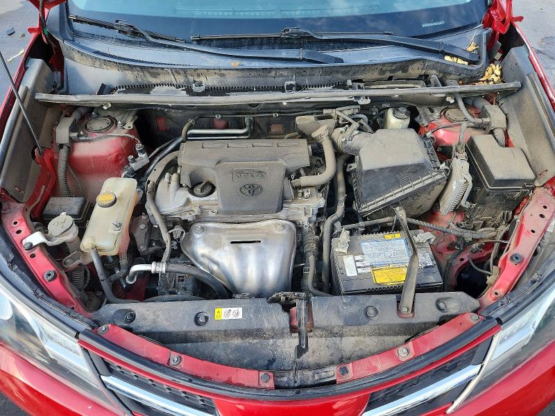 Photo 12 from auction – 2015 TOYOTA RAV4 with VIN 2T3DFREV5FW252193