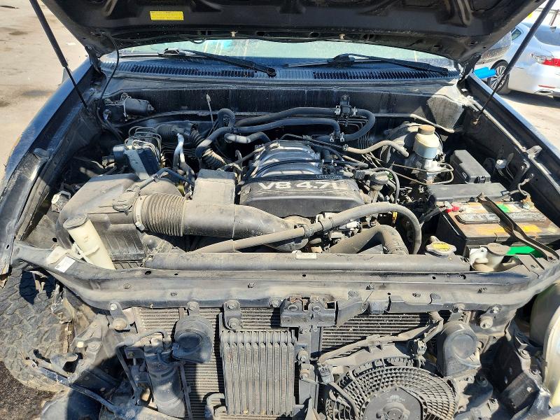 Photo 12 from auction – 2002 TOYOTA SEQUOIA with VIN 5TDZT34A72S072865