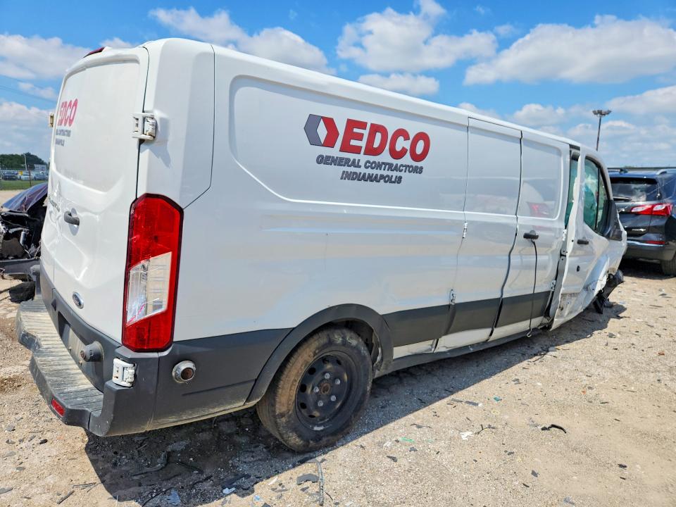 Photo 3 from auction – 2018 FORD TRANSIT with VIN 1FTYR2ZMXJKA51411