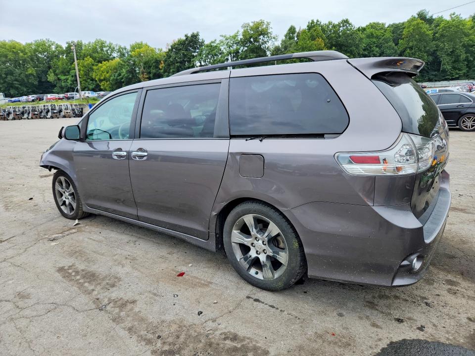 Photo 2 from auction – 2013 TOYOTA SIENNA with VIN 5TDXK3DC1DS368981