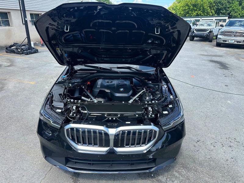 Photo 7 from auction – 2027 BMW 530 with VIN WBA53FJ00VCY10553