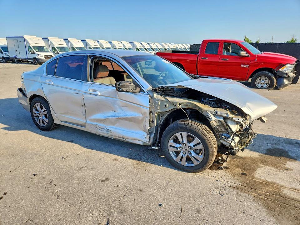 Снимка 4 от търг – 2012 HONDA ACCORD с VIN 1HGCP2F47CA066804