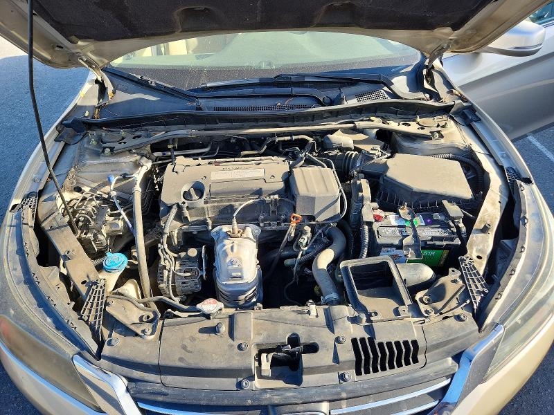 Photo 11 from auction – 2015 HONDA ACCORD with VIN 1HGCR2F79FA082219