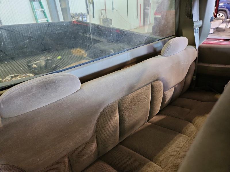 Photo 10 from auction – 1998 CHEVROLET GMT-400 with VIN 2GCEK19M1W1184244