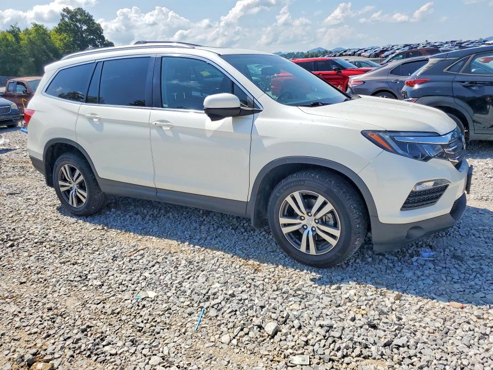 Photo 4 from auction – 2017 HONDA PILOT with VIN 5FNYF6H59HB032298