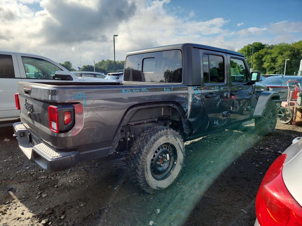 Photo 3 from auction – 2021 JEEP GLADIATOR with VIN 1C6HJTAG4ML571788