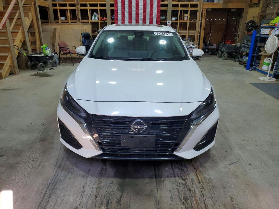 Photo 5 from auction – 2023 NISSAN ALTIMA with VIN 1N4BL4EW9PN408049