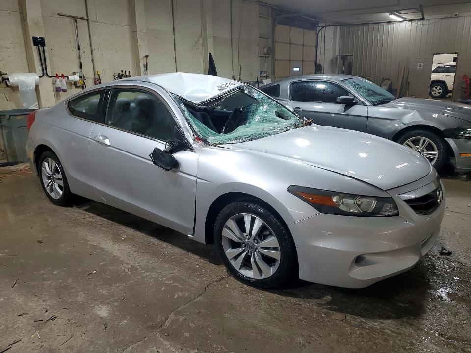 Photo 4 from auction – 2012 HONDA ACCORD with VIN 1HGCS1B39CA018369