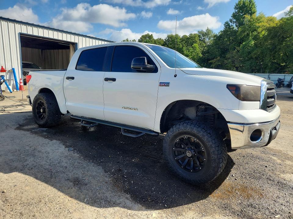Photo 4 from auction – 2011 TOYOTA TUNDRA with VIN 5TFEY5F18BX115502