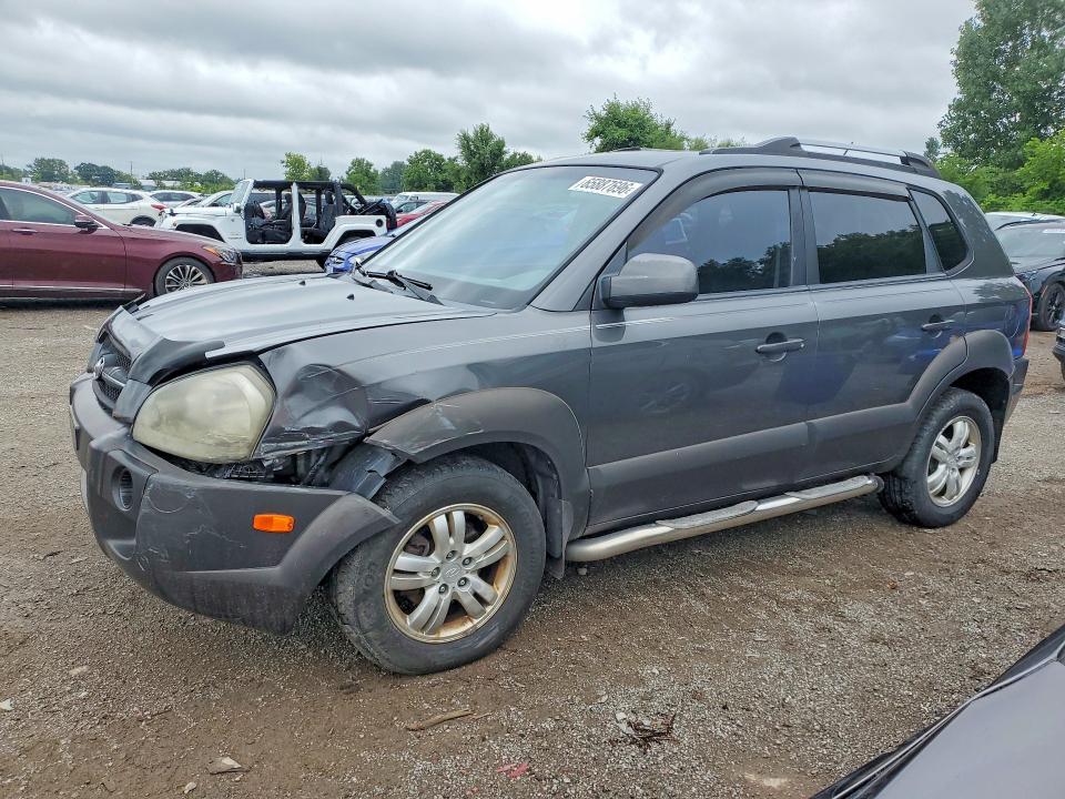 HYUNDAI TUCSON 2007 with VIN KM8JM72D07U479732 - Photo from auction