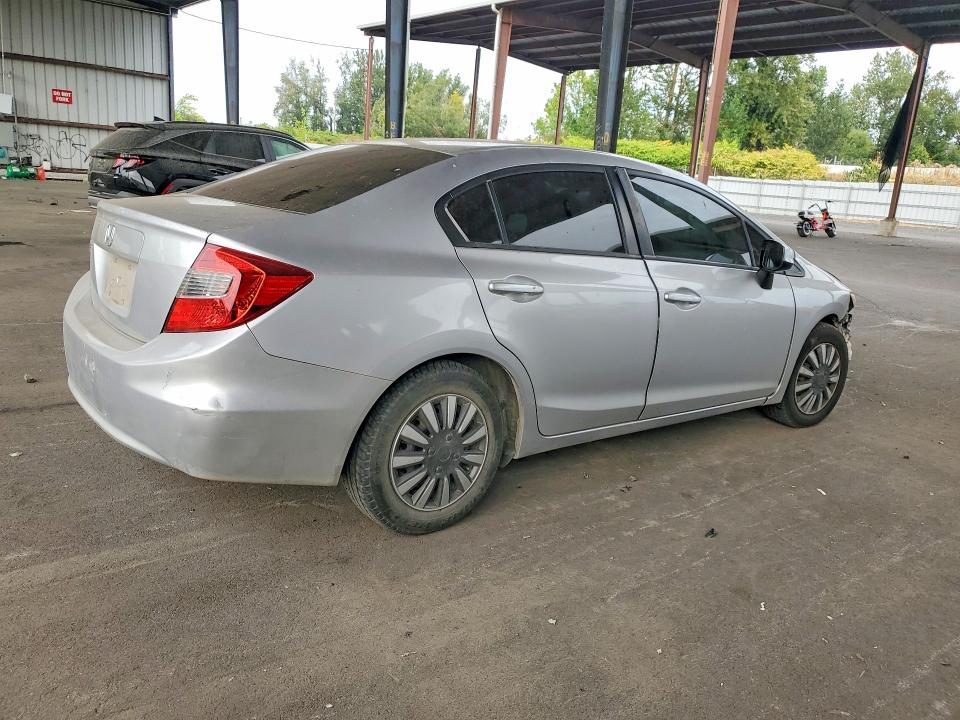 Photo 3 from auction – 2012 HONDA CIVIC with VIN 19XFB2F52CE362653