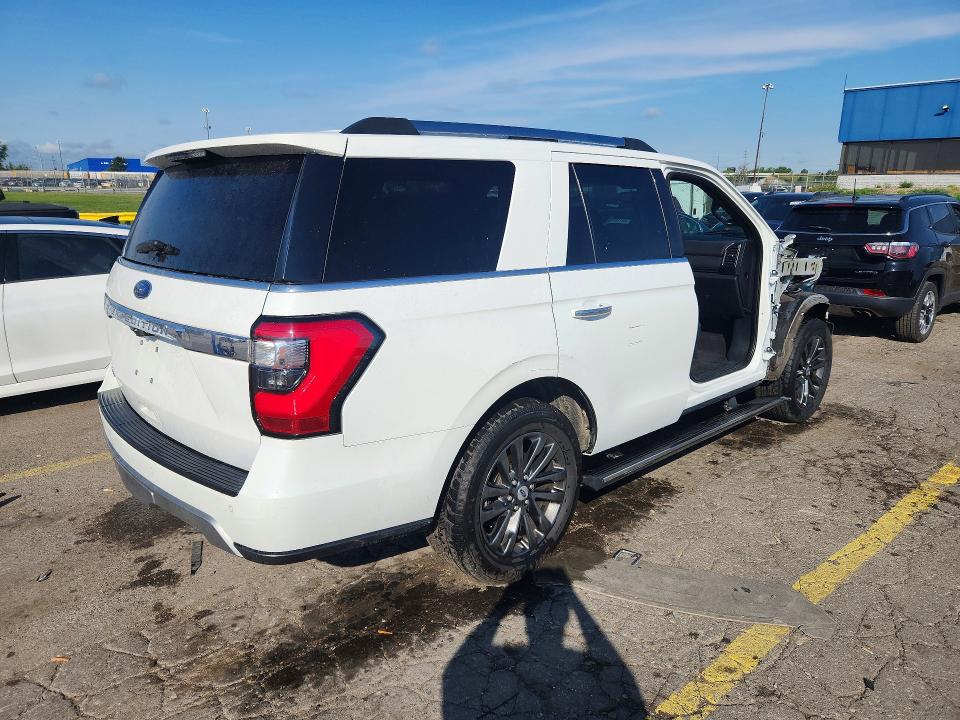 Photo 3 from auction – 2021 FORD EXPEDITION with VIN 1FMJU2AT3MEA57813