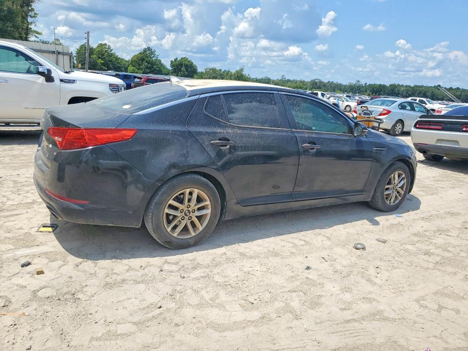 Photo 3 from auction – 2011 KIA OPTIMA with VIN KNAGM4A79B5136992