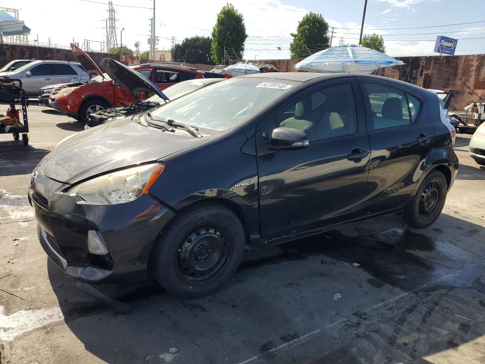 Photo 1 from auction – 2013 TOYOTA PRIUS C with VIN JTDKDTB32D1550872