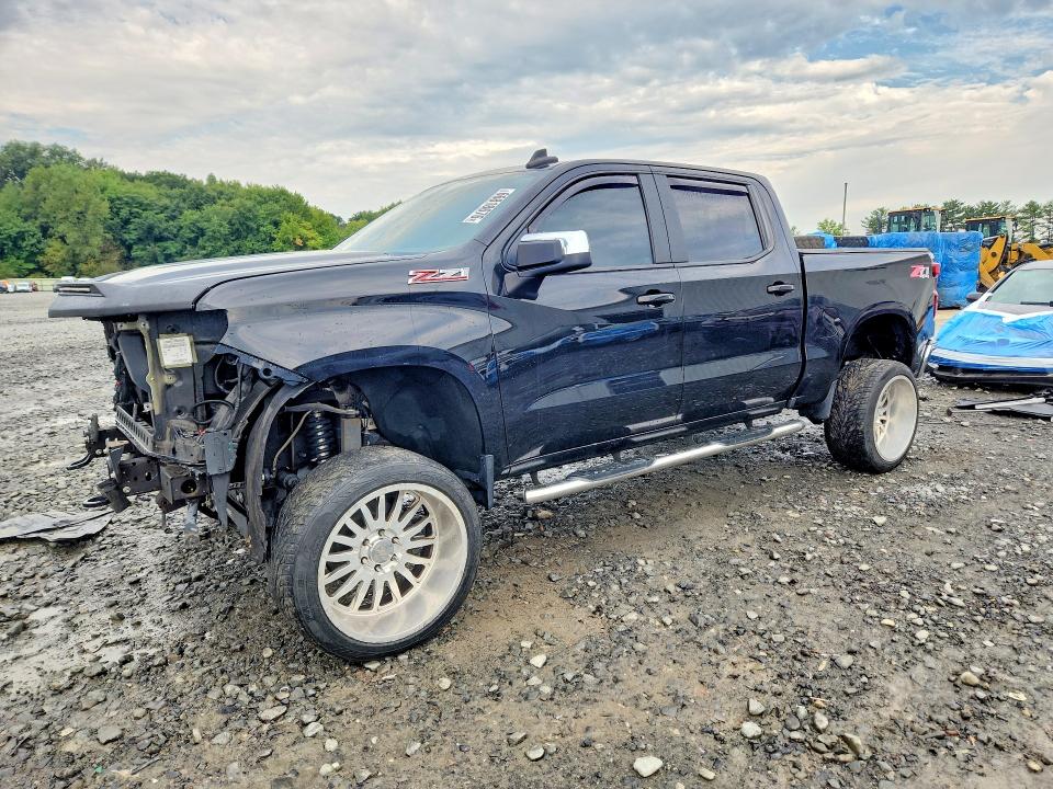 CHEVROLET SILVERADO 2019 with VIN 3GCUYDEDXKG107875 - Photo from auction