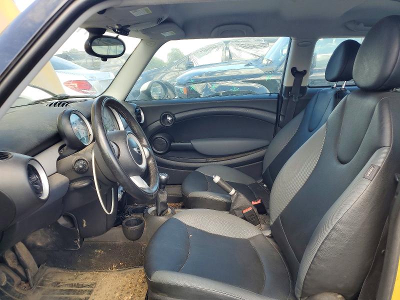 Photo 7 from auction – 2007 MINI COOPER with VIN WMWMF33577TU62876