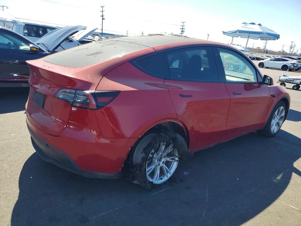 Photo 3 from auction – 2023 TESLA MODEL Y with VIN 7SAYGDEE6PA053632