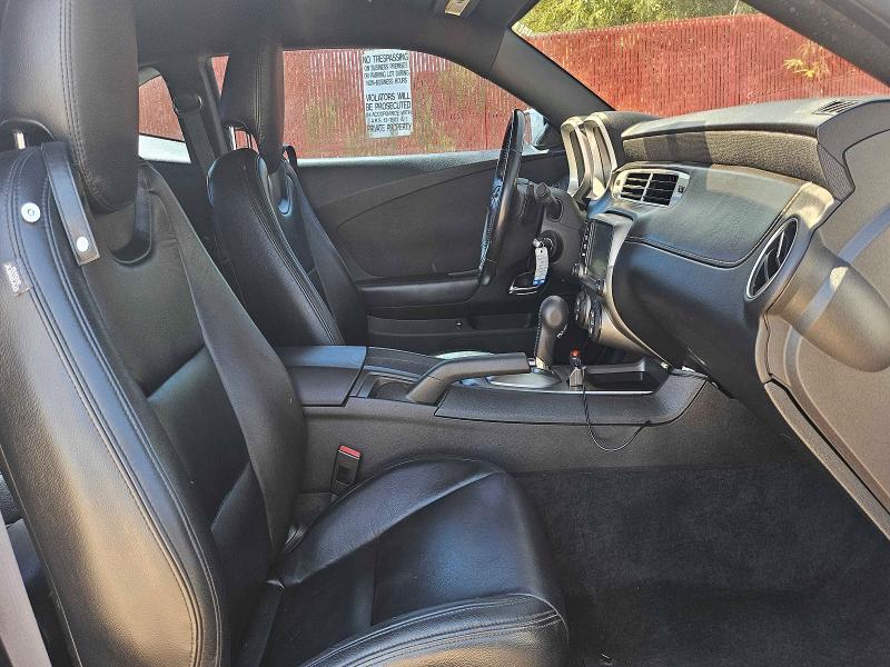 Photo 5 from auction – 2014 CHEVROLET CAMARO with VIN 2G1FJ1EJ3E9289203