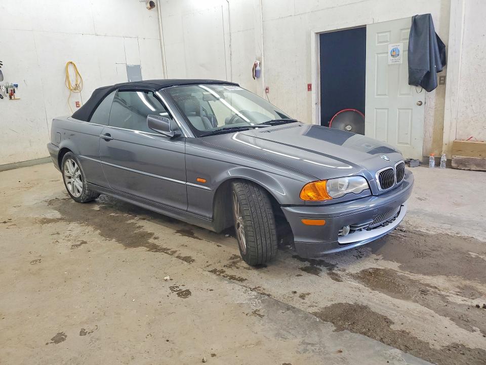 Photo 4 from auction – 2002 BMW 330 with VIN WBABS53482JU93242