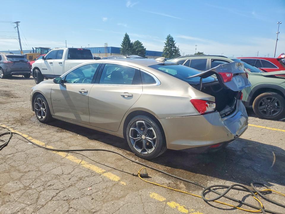 Photo 2 from auction – 2023 CHEVROLET MALIBU with VIN 1G1ZD5ST0PF166910