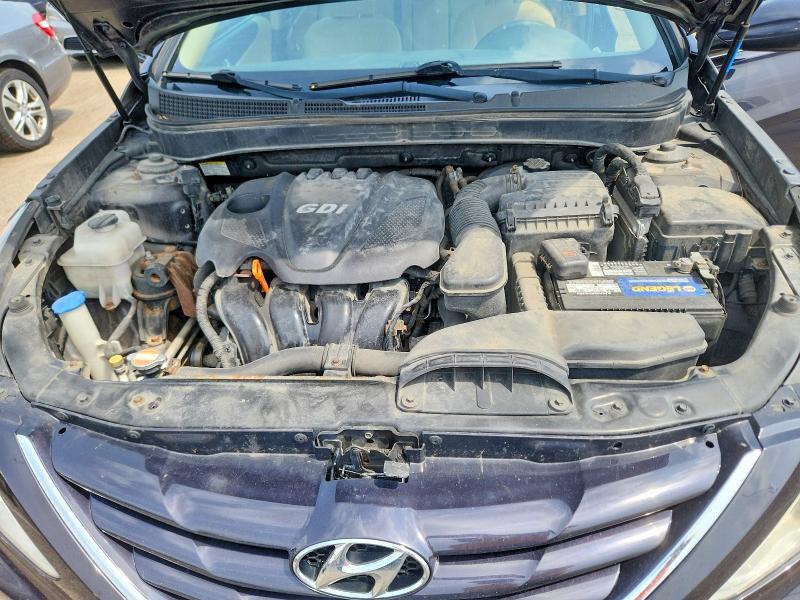 Photo 11 from auction – 2011 HYUNDAI SONATA with VIN 5NPEB4AC4BH157259