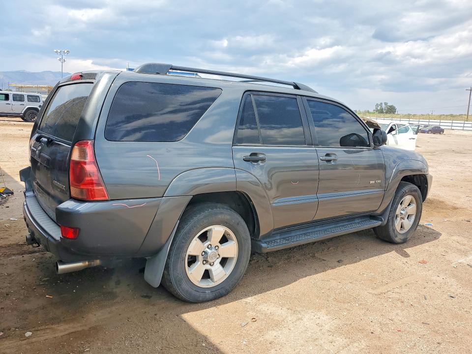 Zdjęcie 3 z aukcji – 2005 TOYOTA 4RUNNER z VIN JTEBU14R850077102