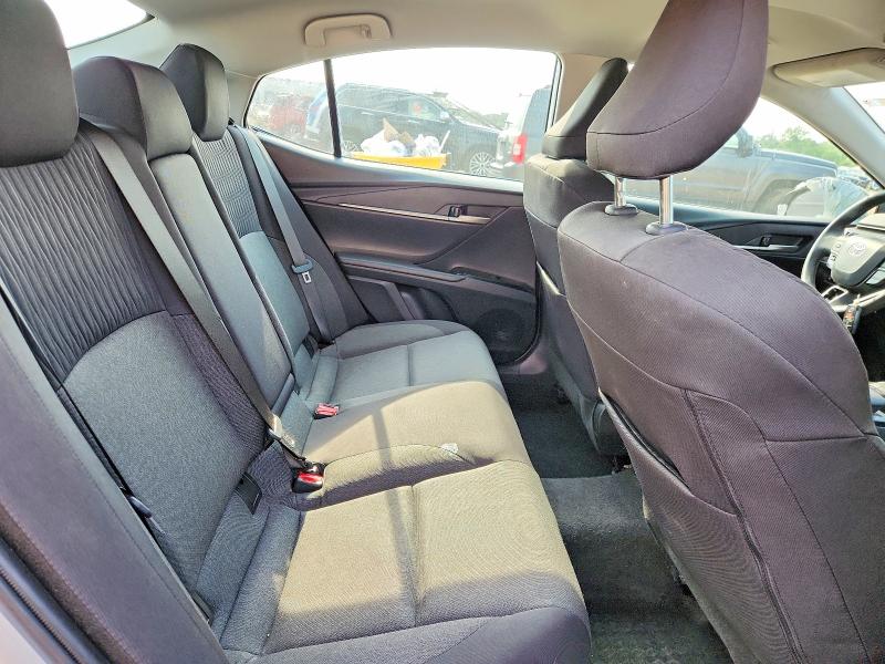 Photo 10 from auction – 2026 TOYOTA CAMRY with VIN 4T1DBADK0TU551356