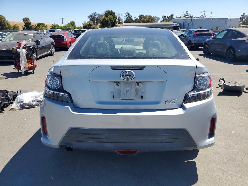 Photo 6 from auction – 2014 SCION TC with VIN JTKJF5C7XE3068622