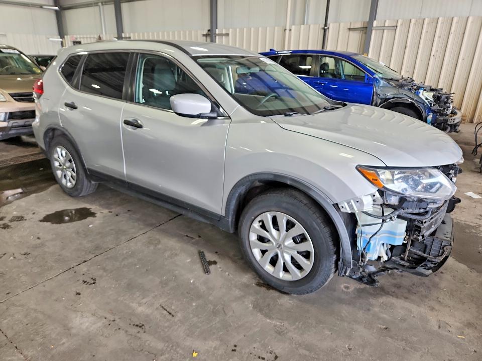 Photo 4 from auction – 2017 NISSAN ROGUE with VIN KNMAT2MT9HP599981