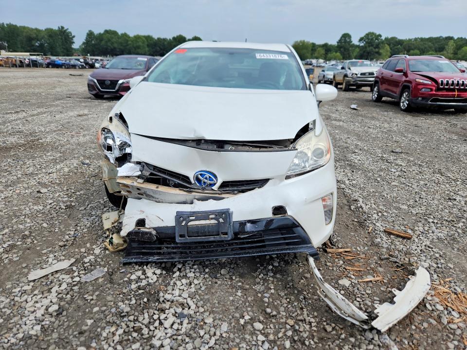 Photo 5 from auction – 2015 TOYOTA PRIUS with VIN JTDKN3DU7F0479843