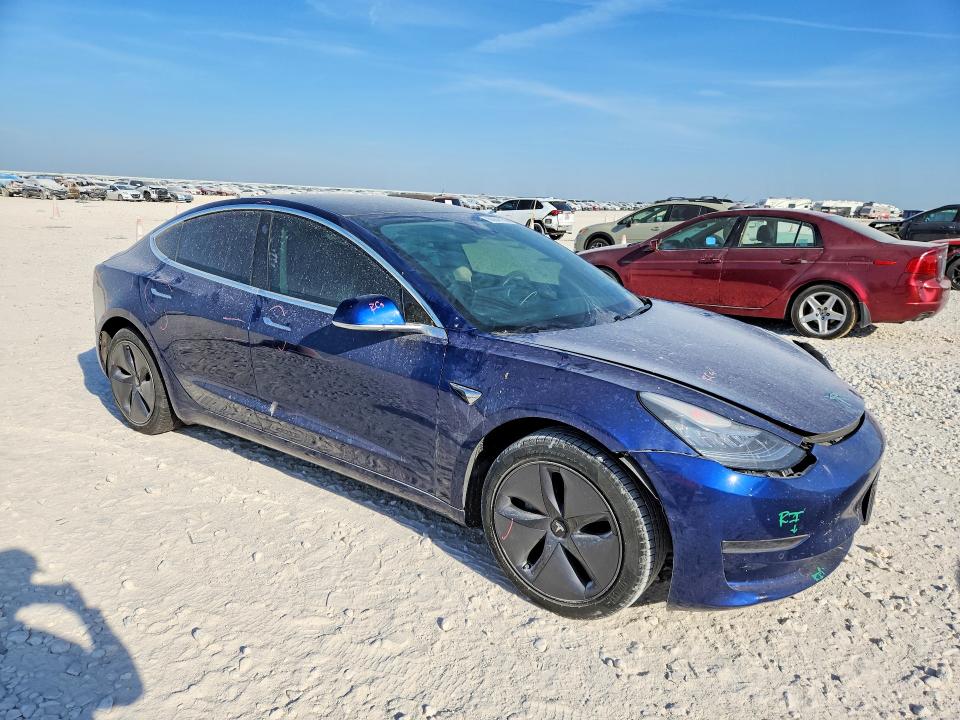 Photo 4 from auction – 2019 TESLA MODEL 3 with VIN 5YJ3E1EAXKF428815