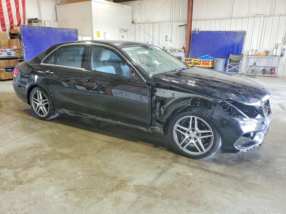 Photo 4 from auction – 2016 MERCEDES-BENZ E with VIN WDDHF8JB8GB197343