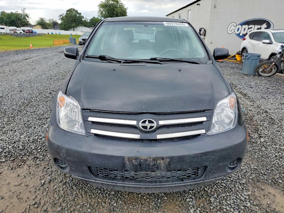 Photo 5 from auction – 2004 SCION XA with VIN JTKKT624440061370